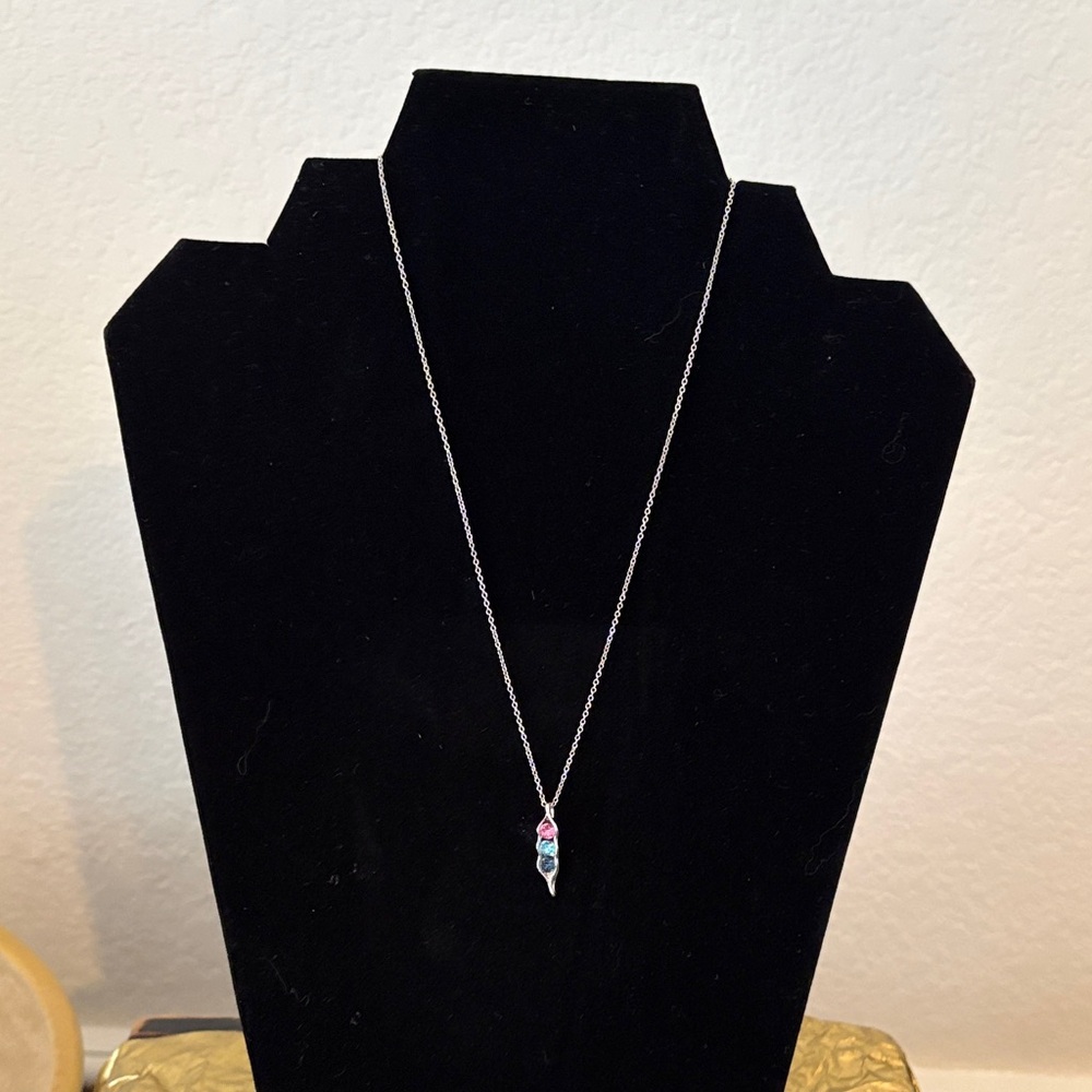 Sterling Silver Peas In A Pod Pendant Necklace